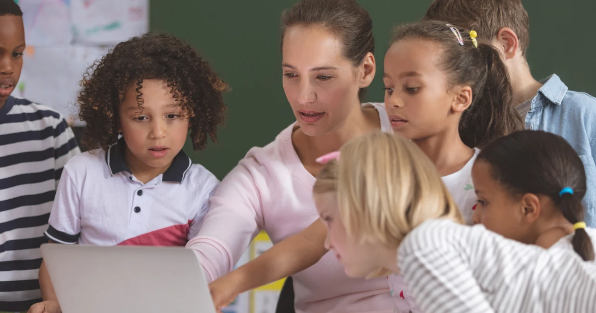 Aumentando el Diseño Centrado en el Humano en el Sector Social